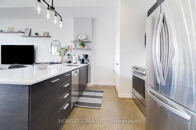 Additional property image - 569 King St Unit 506