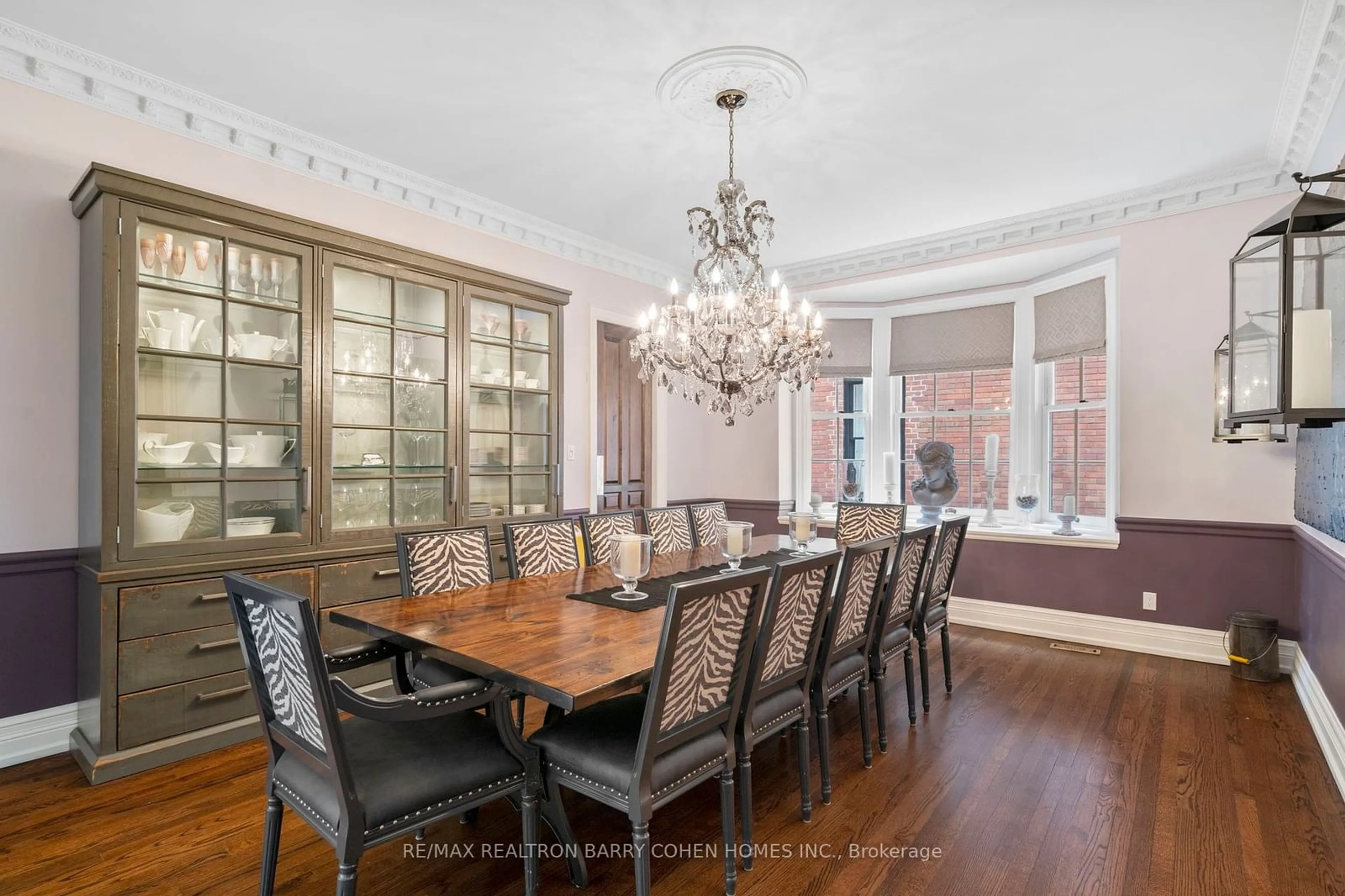 Dining room, wood/laminate floor for 10 Pine Hill Rd, Toronto Ontario M4W 1P6