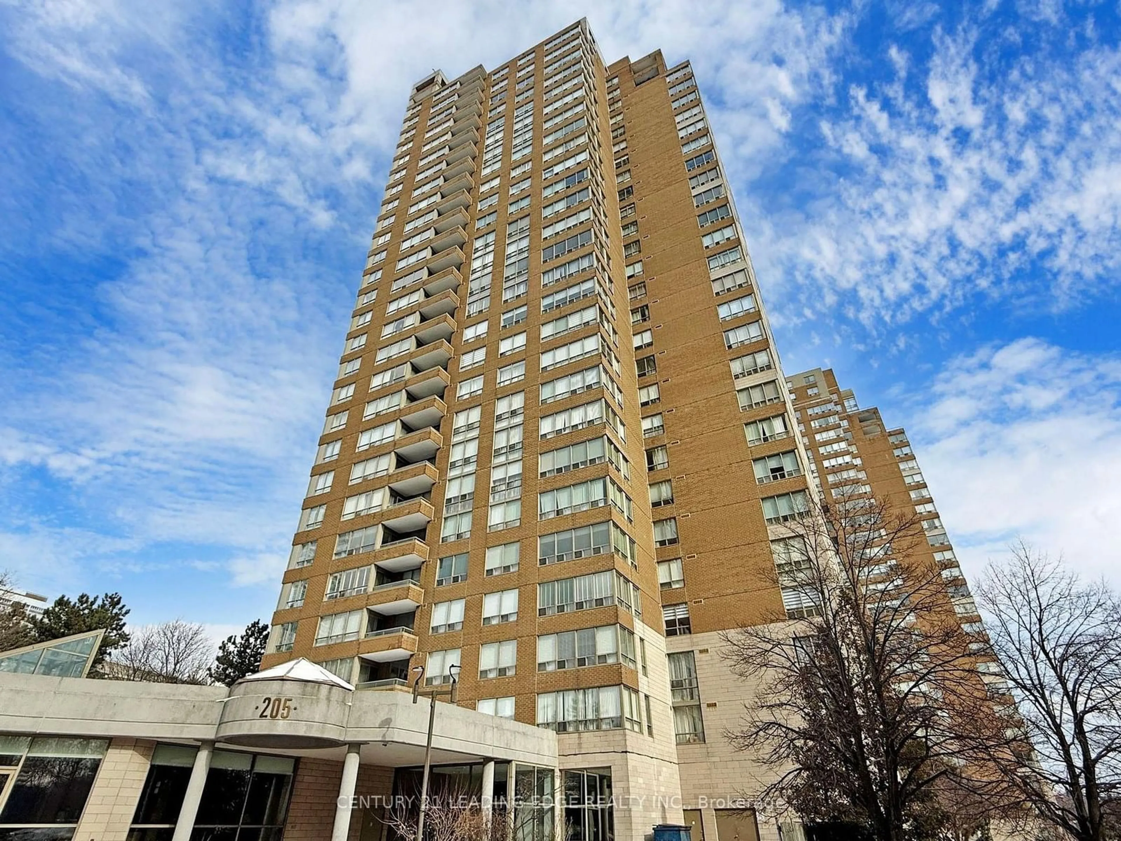 Indoor foyer for 205 Wynford Dr #403, Toronto Ontario M3C 3P4