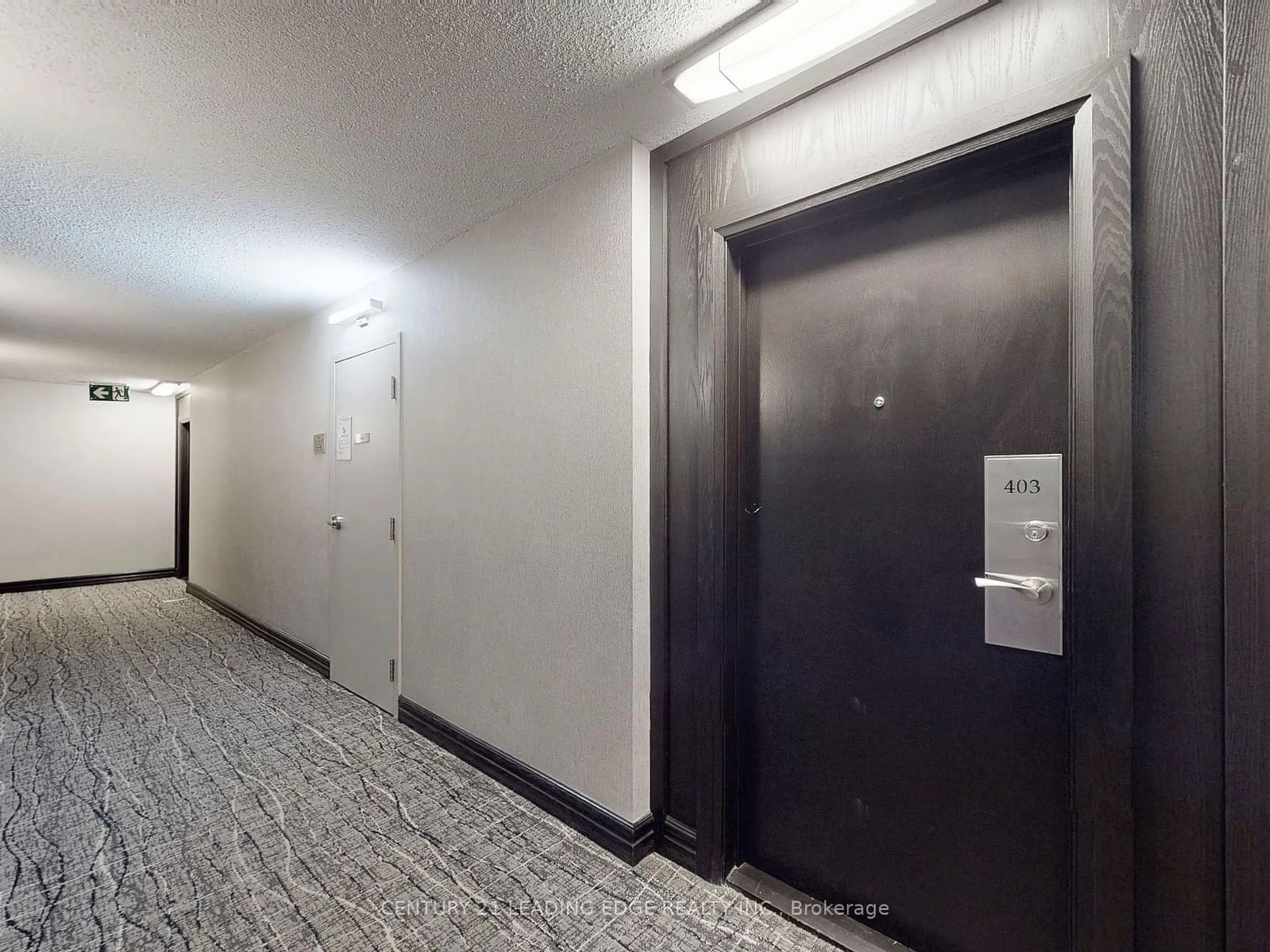 Indoor foyer for 205 Wynford Dr #403, Toronto Ontario M3C 3P4