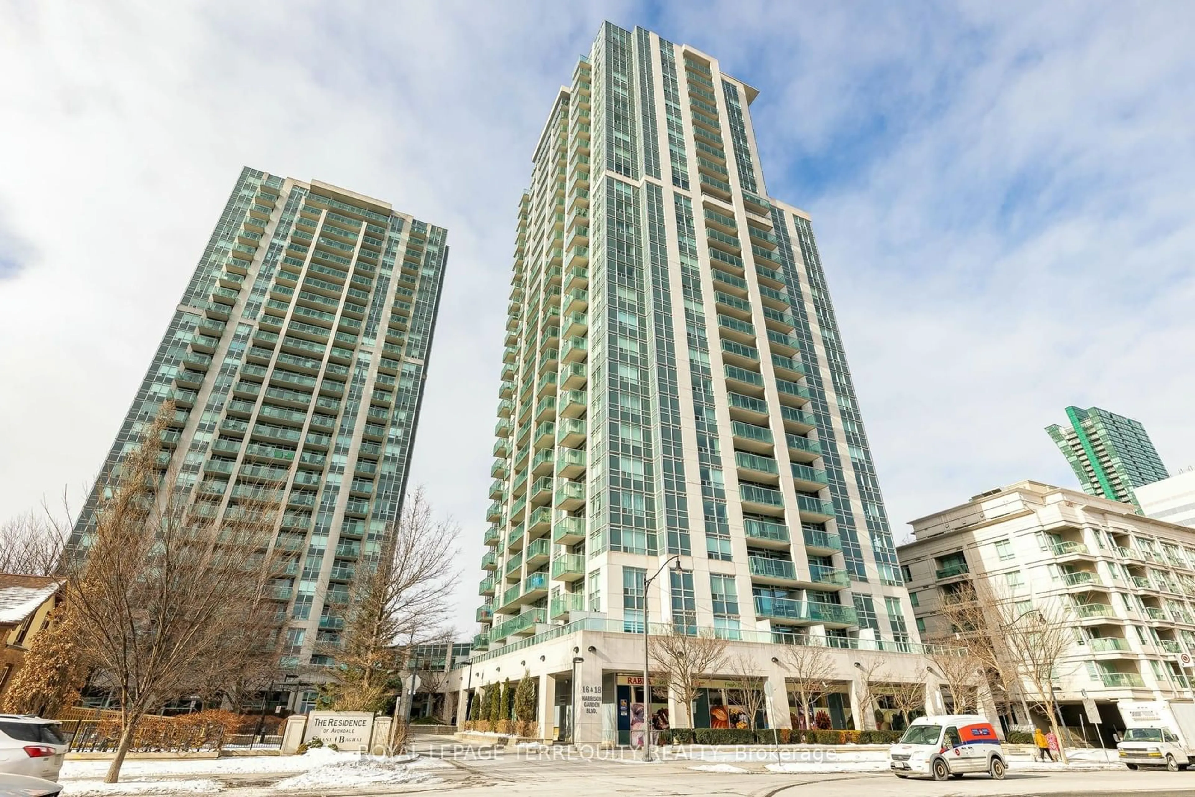 Indoor foyer for 16 Harrison Garden Blvd #1810, Toronto Ontario M2N 7J6