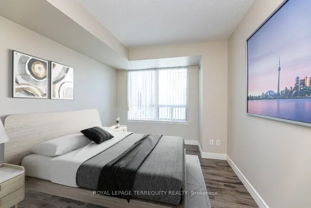 Additional property image - 16 Harrison Garden Blvd Unit 1810
