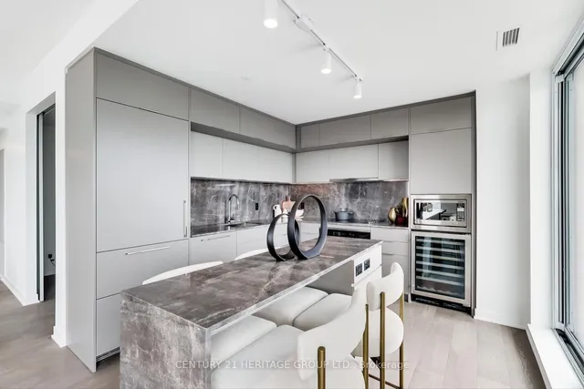 Additional property image - 185 Alberta Ave Unit 907