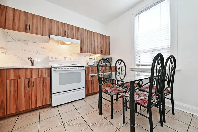 Additional property image - 39 Lindsey Ave