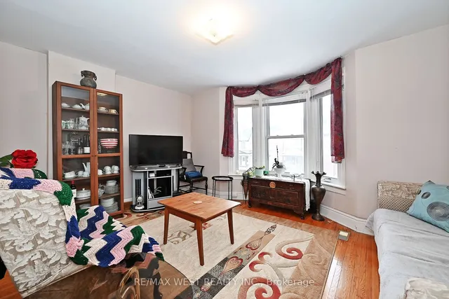 Additional property image - 39 Lindsey Ave