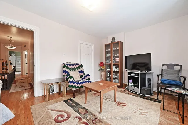 Additional property image - 39 Lindsey Ave