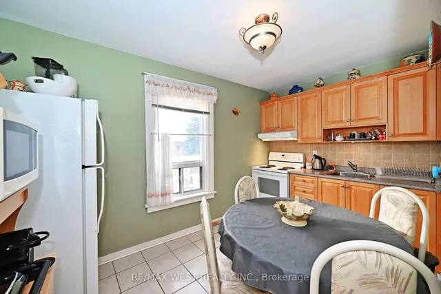 Additional property image - 39 Lindsey Ave