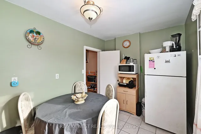 Additional property image - 39 Lindsey Ave