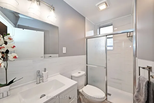 Additional property image - 39 Lindsey Ave