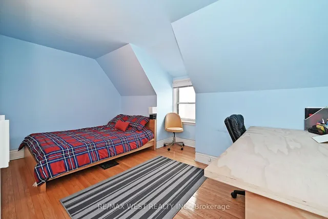 Additional property image - 39 Lindsey Ave