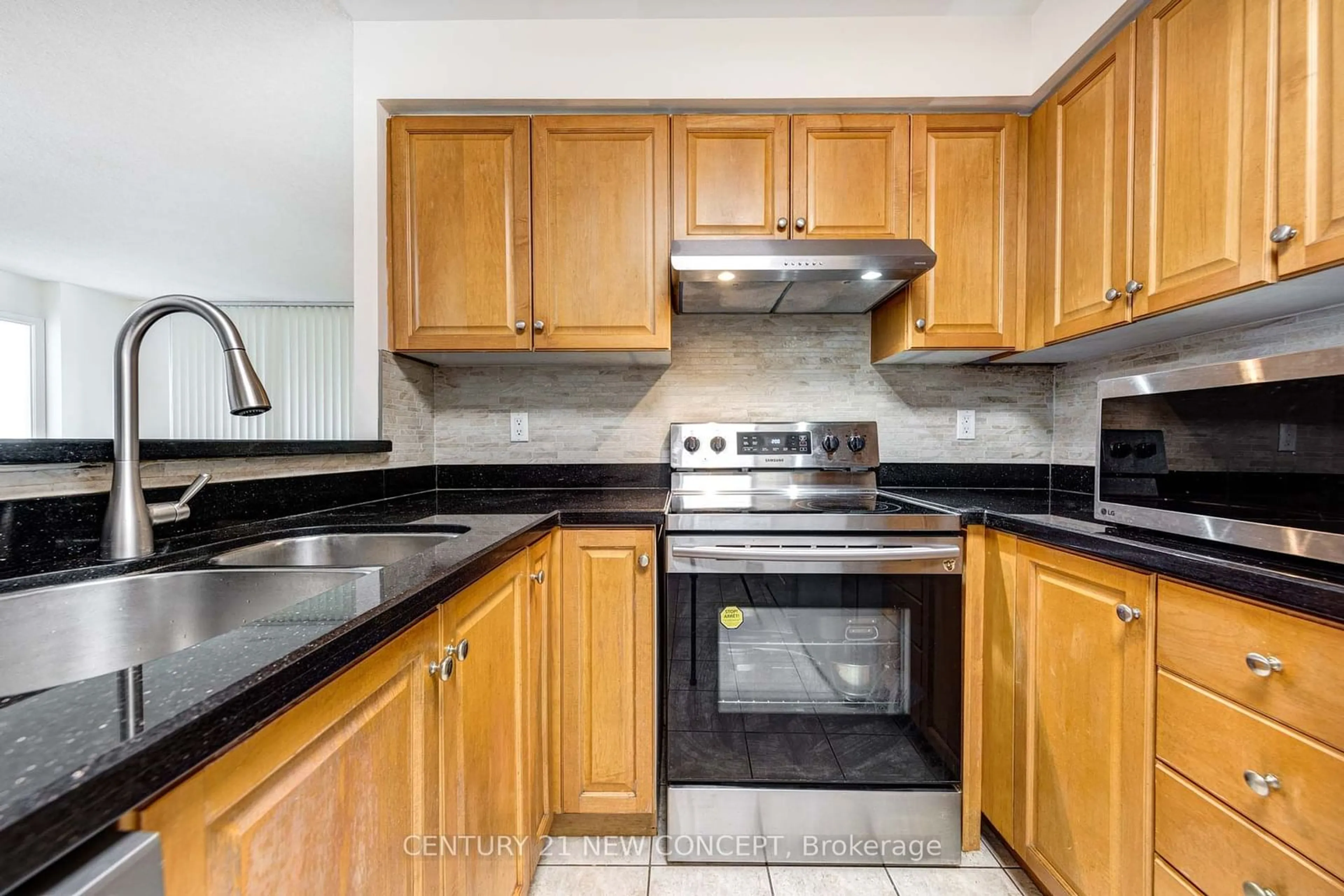 Standard kitchen, unknown for 7 Lorraine Dr #1703, Toronto Ontario M2N 7H2