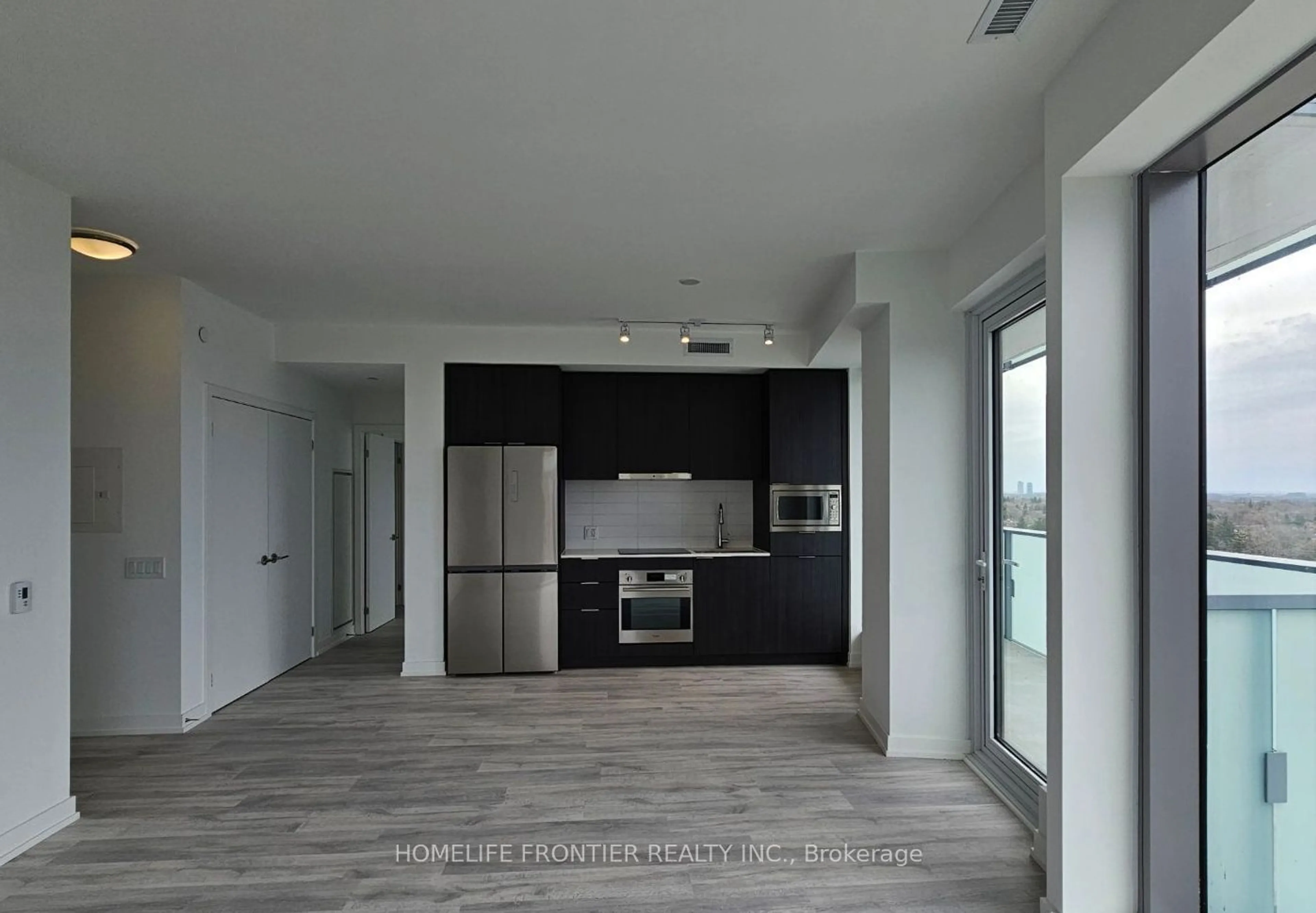 Open concept kitchen, unknown for 8 Olympic Garden Dr #1006, Toronto Ontario M2M 0B9