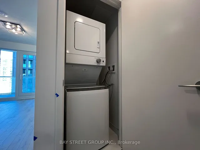 Additional property image - 230 Simcoe St Unit 2320
