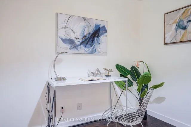 Additional property image - 111 Bathurst St Unit 912