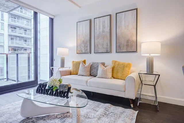 Additional property image - 111 Bathurst St Unit 912