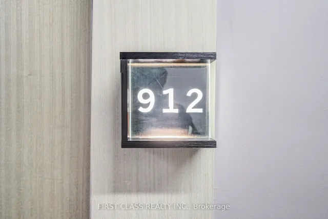 Additional property image - 111 Bathurst St Unit 912