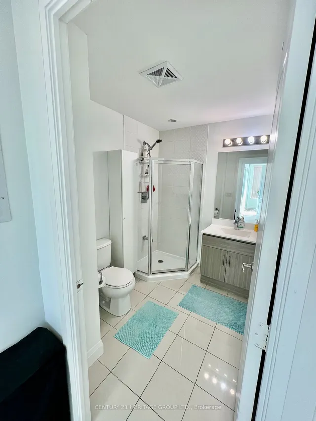 Additional property image - 68 Canterbury Pl Unit 1802