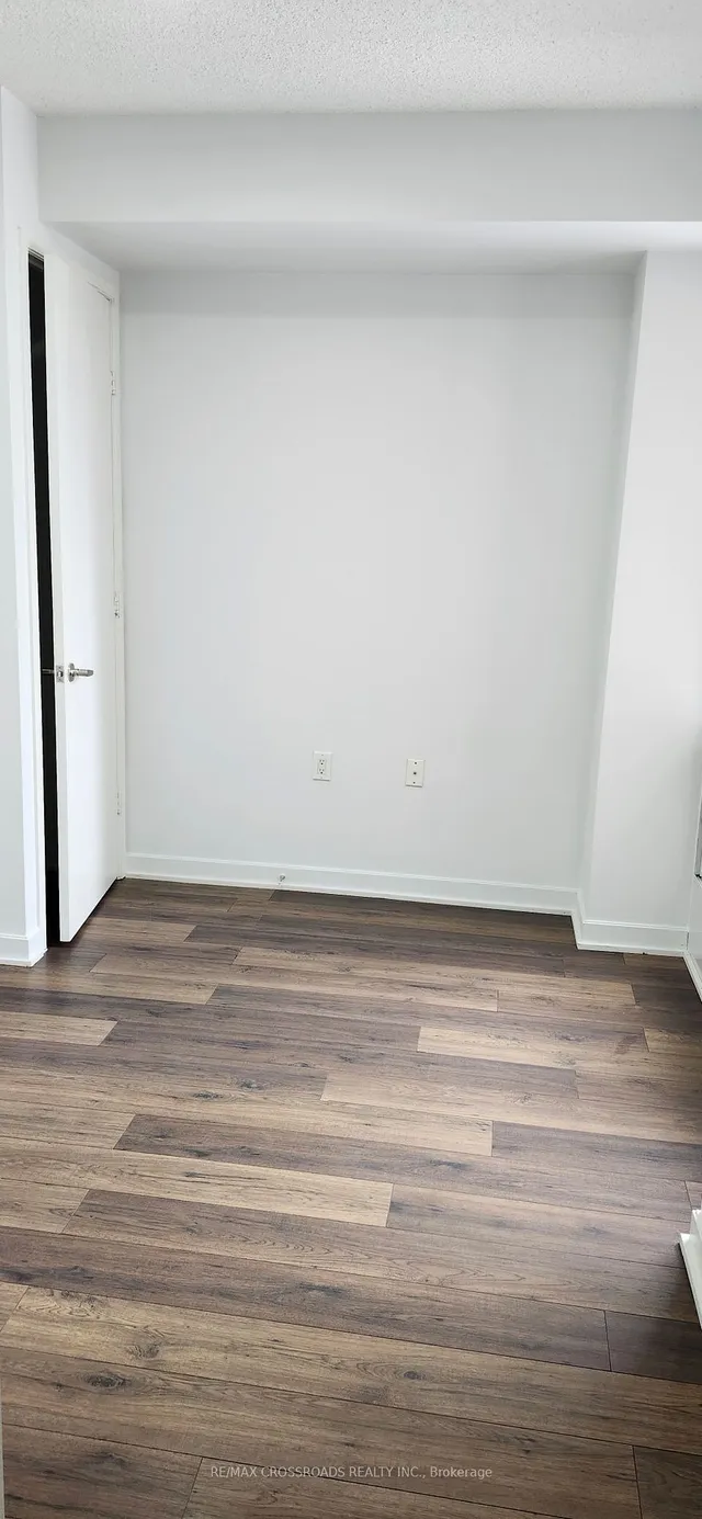 Additional property image - 85 Bloor St Unit 1406