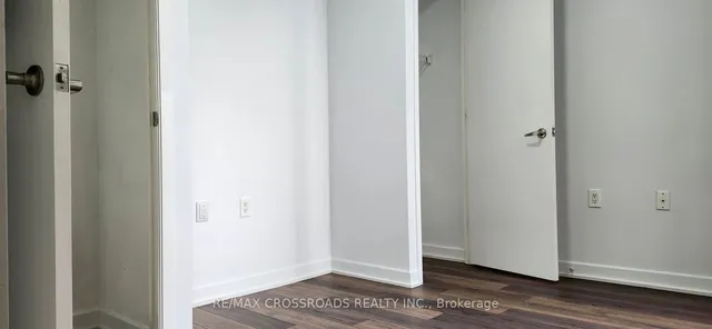 Additional property image - 85 Bloor St Unit 1406