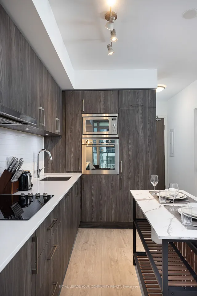 Additional property image - 27 Bathurst St Unit 517W