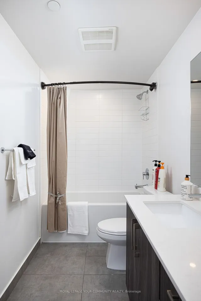 Additional property image - 27 Bathurst St Unit 517W