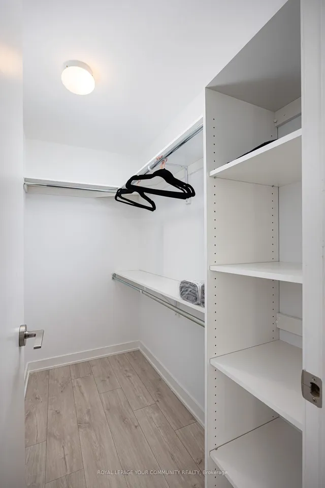 Additional property image - 27 Bathurst St Unit 517W