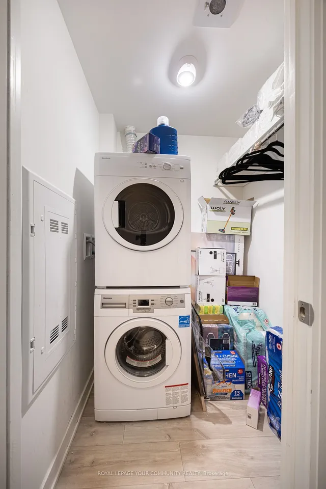Additional property image - 27 Bathurst St Unit 517W