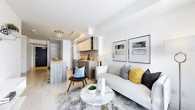 Additional property image - 31 Tippett Rd Unit 307