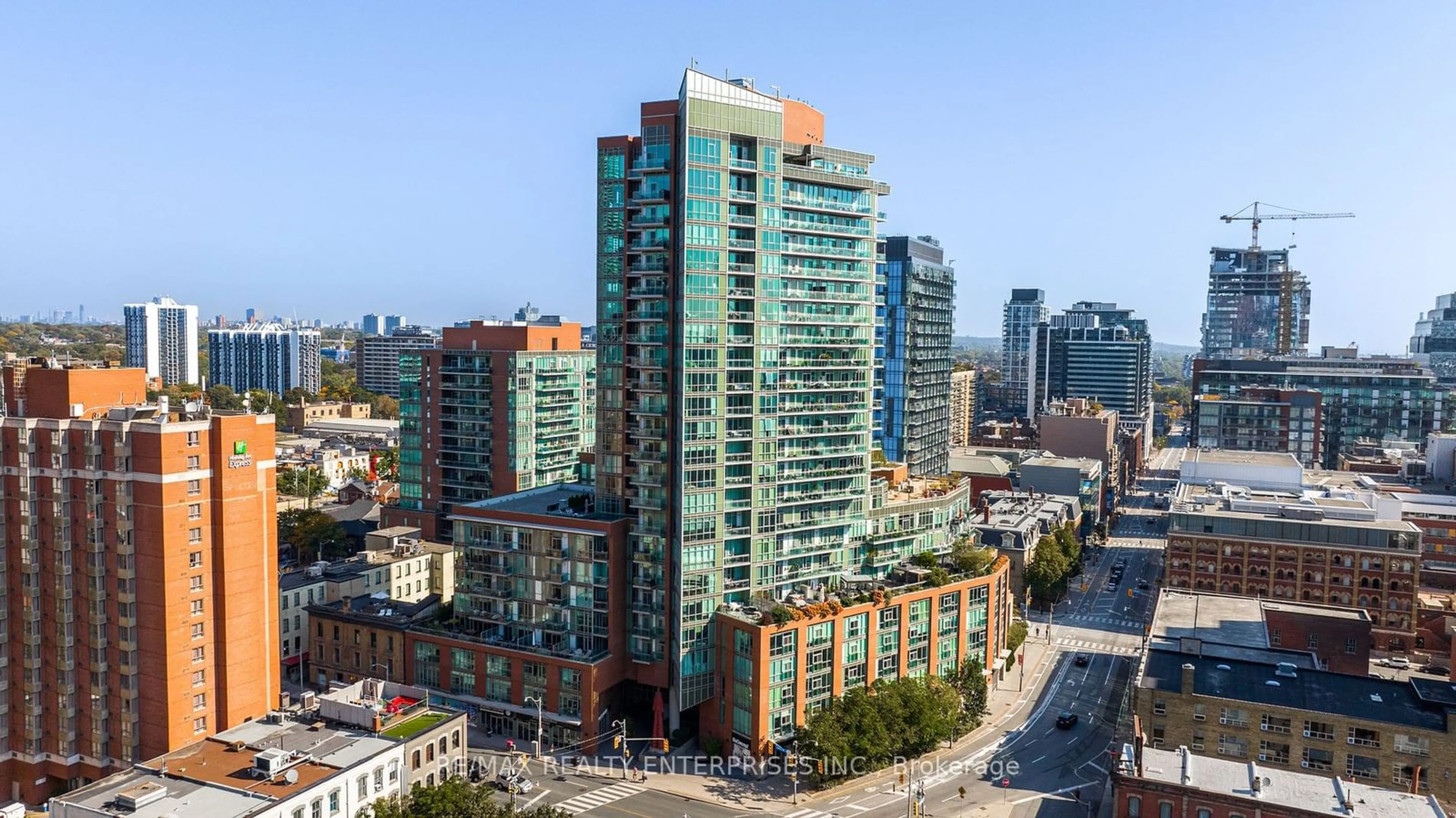 A pic from outside/outdoor area/front of a property/back of a property/a pic from drone, city buildings view from balcony for 112 George St #902, Toronto Ontario M5A 2M5