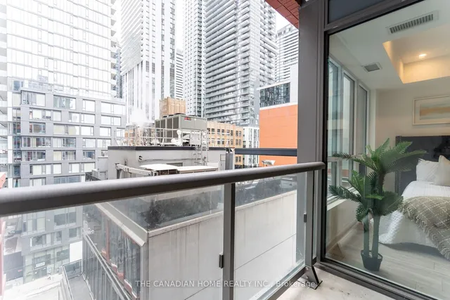 Additional property image - 108 Peter St St Unit 915