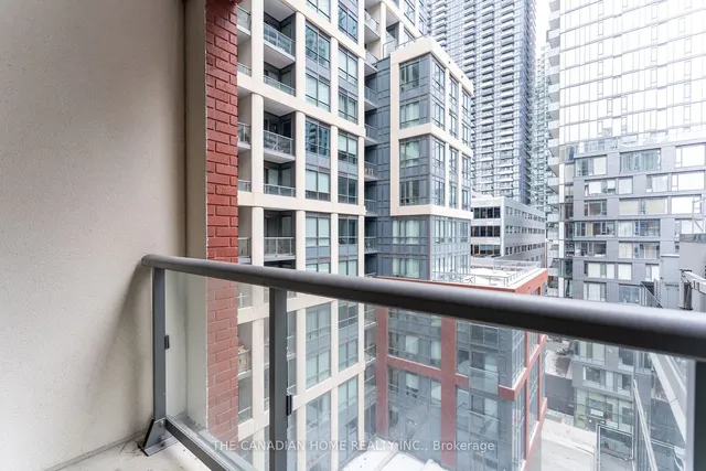 Additional property image - 108 Peter St St Unit 915