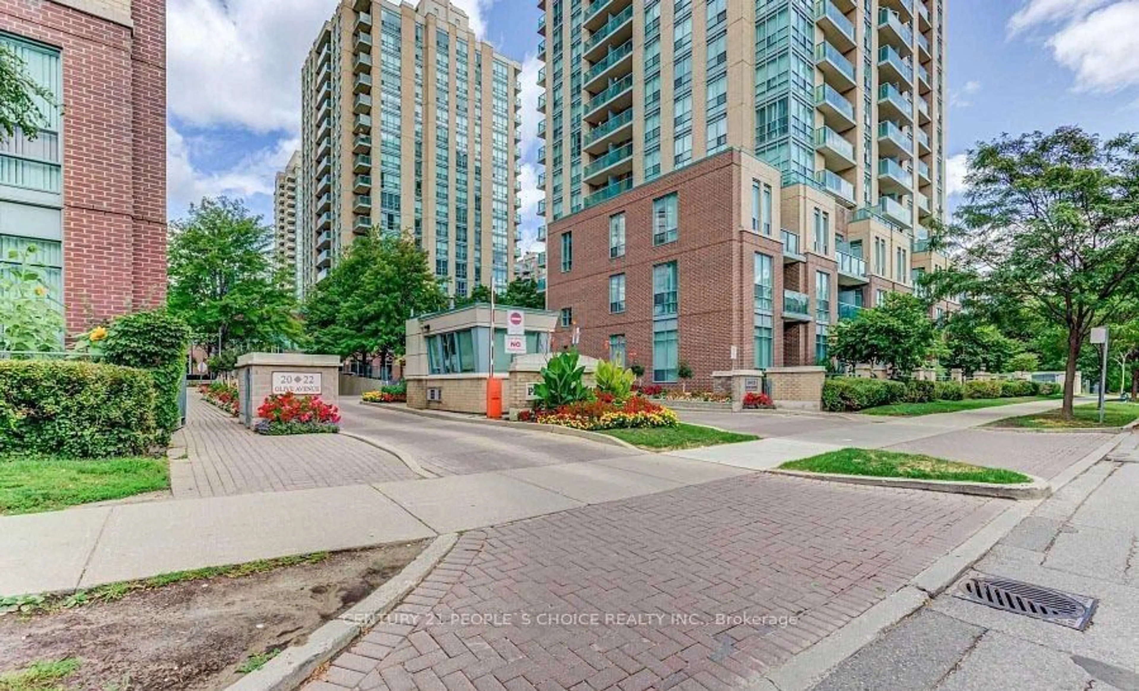 Patio, street for 20 Olive Ave #102, Toronto Ontario M2N 7G5