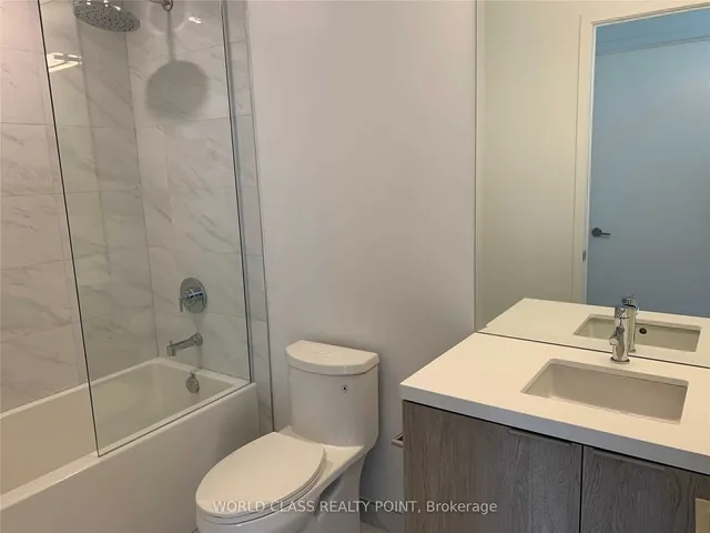 Additional property image - 15 Queens Quay Unit 922