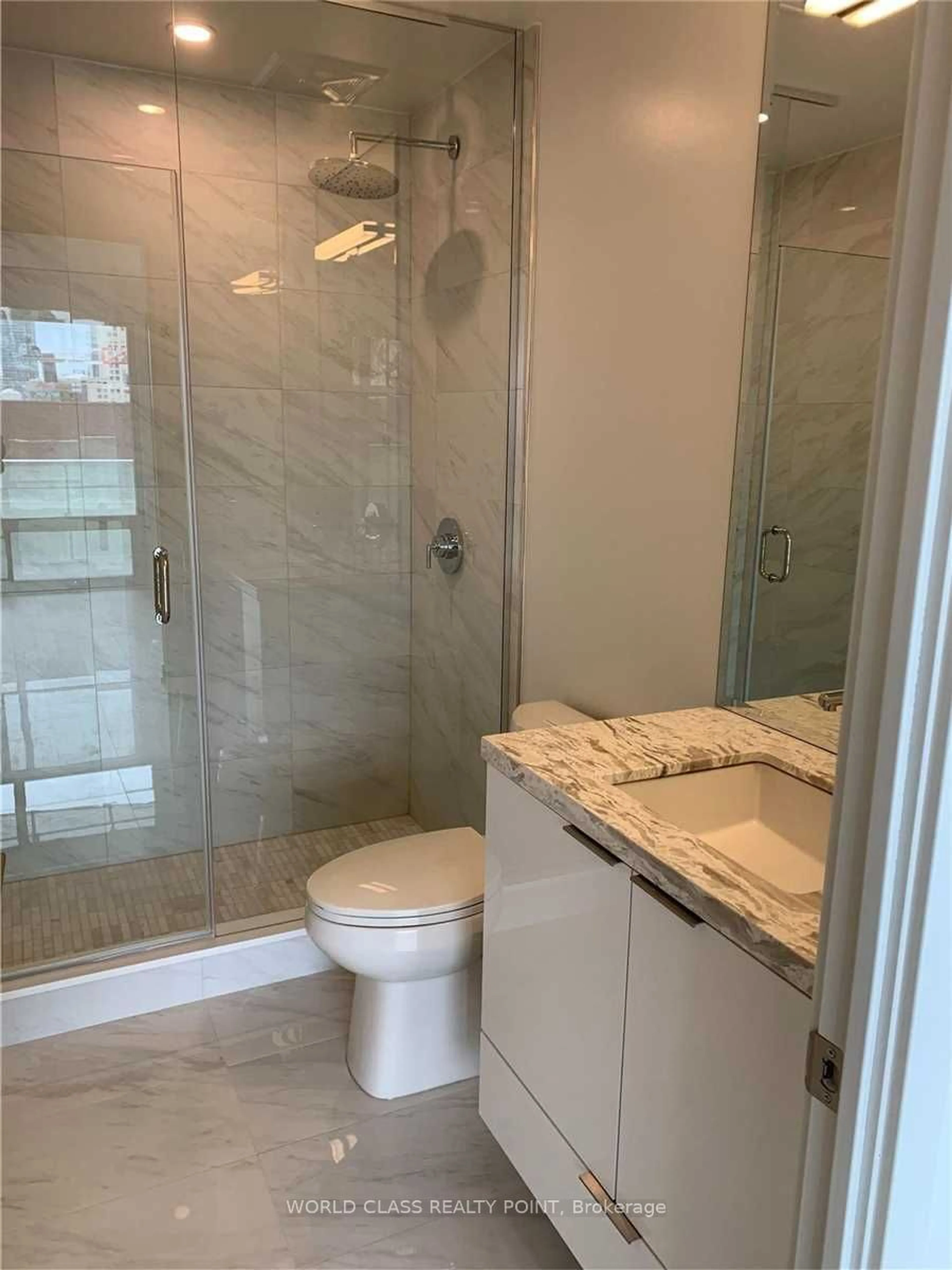 Contemporary bathroom, ceramic/tile floor for 15 Queens Quay #922, Toronto Ontario M5E 0C5