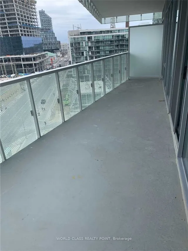 Additional property image - 15 Queens Quay Unit 922