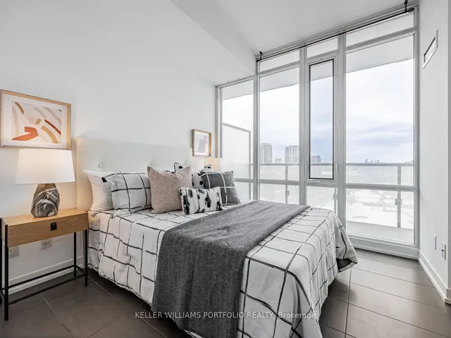 Additional property image - 170 Fort York Blvd Unit 2012