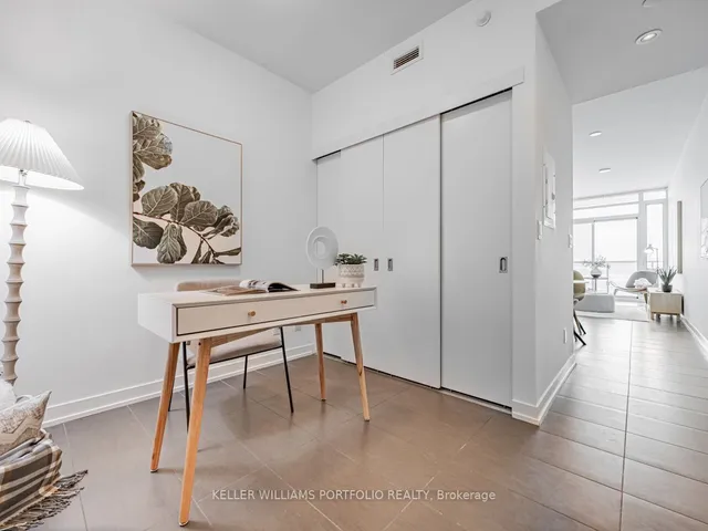 Additional property image - 170 Fort York Blvd Unit 2012