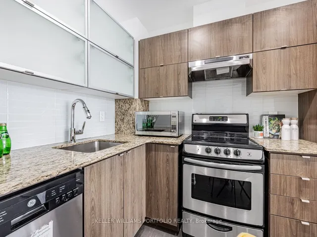 Additional property image - 170 Fort York Blvd Unit 2012