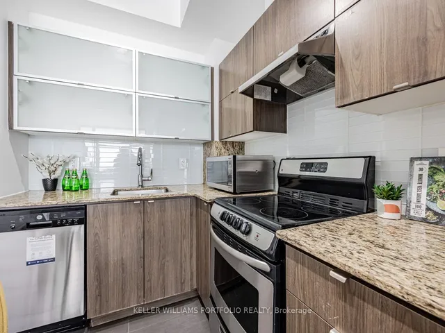 Additional property image - 170 Fort York Blvd Unit 2012