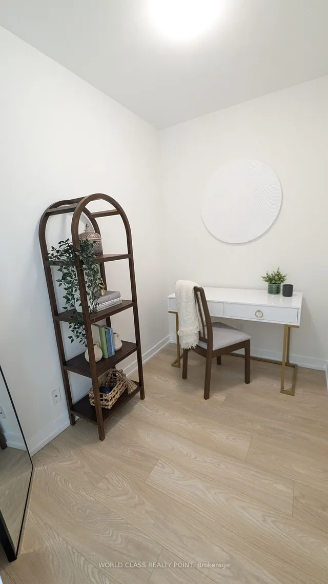 Additional property image - 15 Grenville St Unit 4302