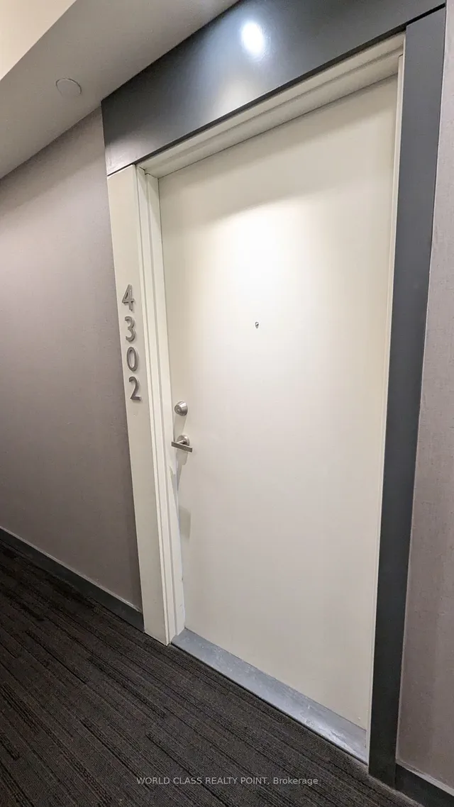 Additional property image - 15 Grenville St Unit 4302