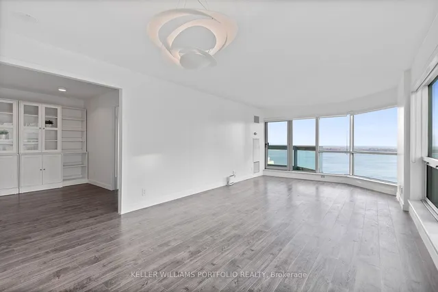 Additional property image - 10 Yonge St Unit 2212