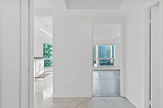 Additional property image - 10 Yonge St Unit 2212