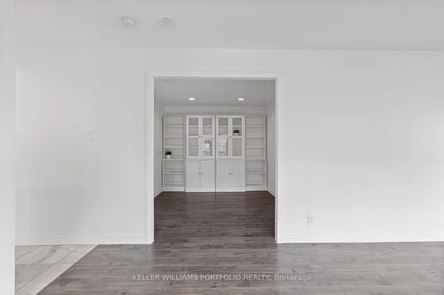 Additional property image - 10 Yonge St Unit 2212