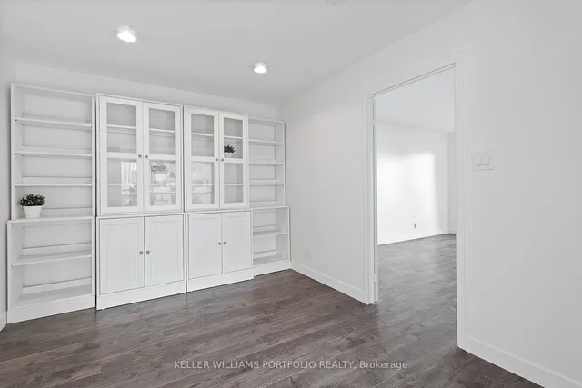 Additional property image - 10 Yonge St Unit 2212