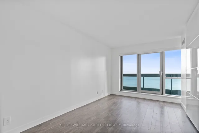Additional property image - 10 Yonge St Unit 2212