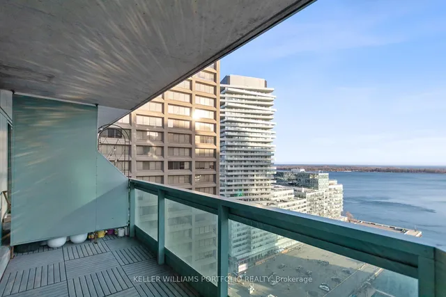 Additional property image - 10 Yonge St Unit 2212
