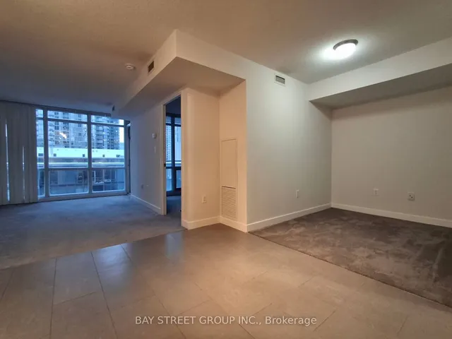 Additional property image - 15 Fort York Blvd Unit 1007