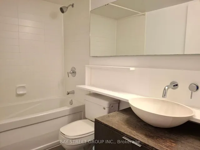 Additional property image - 15 Fort York Blvd Unit 1007
