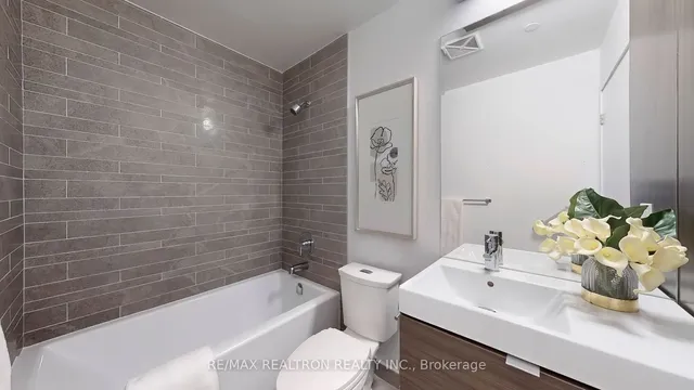 Additional property image - 62 Forest Manor Rd Unit 711